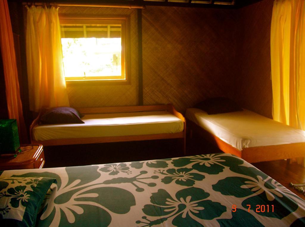 Tauhanihani Village Lodge La Vague Bleue Teahupoo Oda fotoğraf
